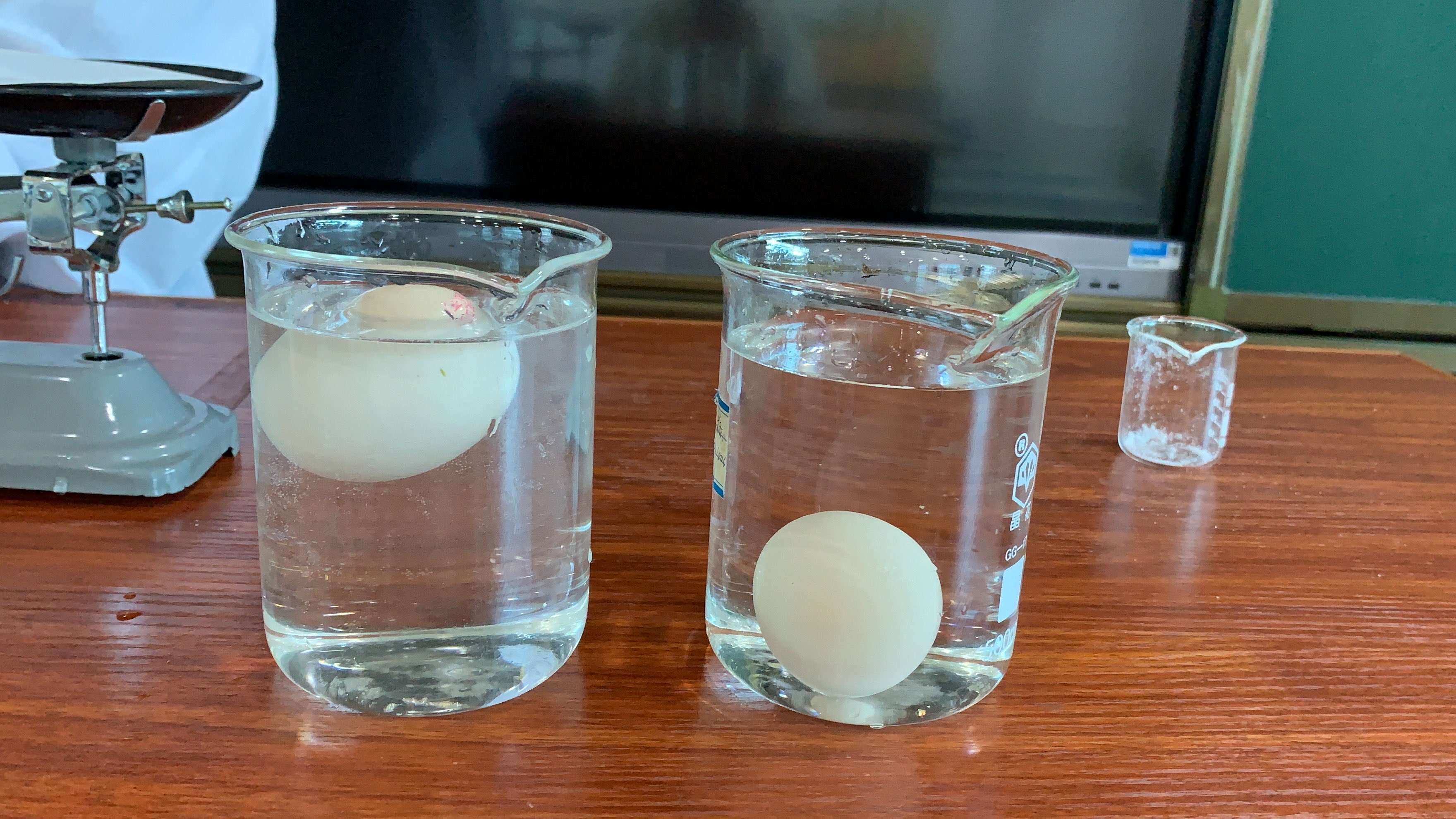 鸡蛋黄瓜减肥法可以几个鸡蛋_鸡蛋为什么可以立在镜子上_鸡蛋为什么可以立在镜子上