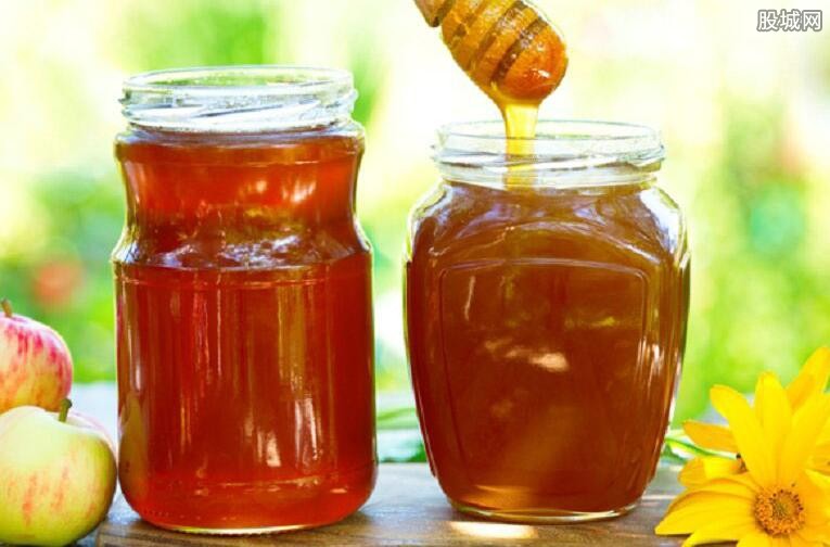 请问最好的蜂蜜的价格是多少_请问黑蜂蜜是治什么病的_新蜂蜜好还是陈蜂蜜好