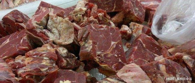 假牛肉上的筋是怎做的_假牛肉 沙拉_假牛肉煮熟