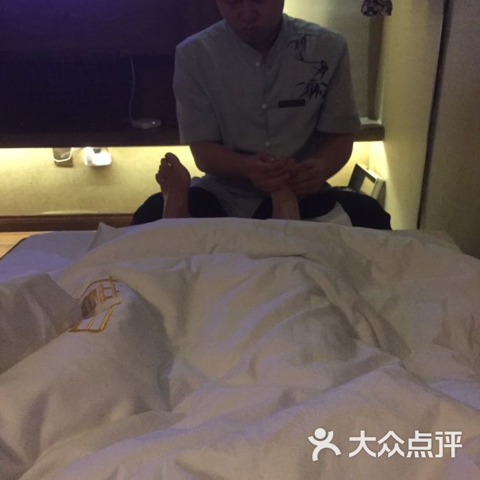 怎么占足浴技师的便宜_男的去按摩可以占技师便宜不_沈阳市男按摩技师上门按摩