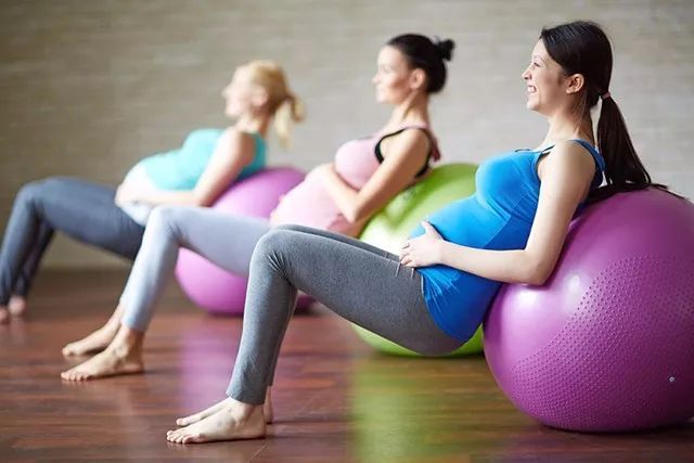 长沙孕妇瑜珈大会_臭球对孕妇有危害吗_孕妇做瑜珈球有作用吗
