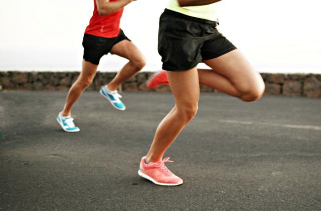跑步的呼吸节奏_跑步正确的呼吸方法_胖人跑步怎么调整呼吸