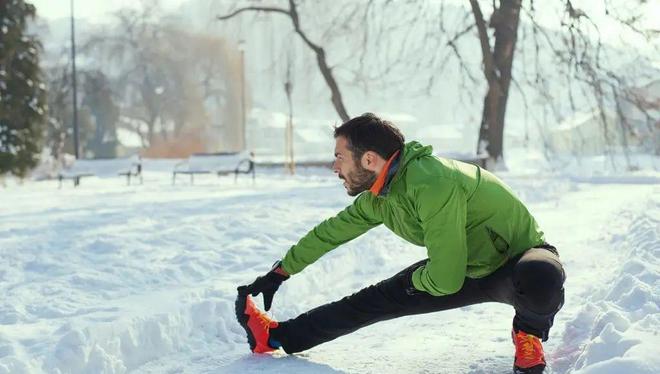 冬季进行长跑锻炼的注意事项_冬季进行长跑锻炼的注意事项_锻炼长跑耐力的方法