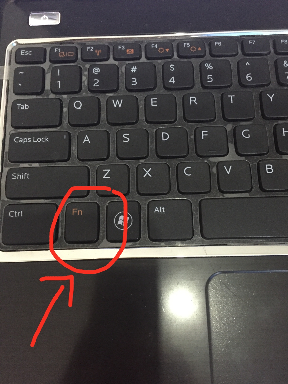 关闭笔记本小数字键盘_笔记本键盘字母变数字怎么办_笔记本键盘关闭小键盘