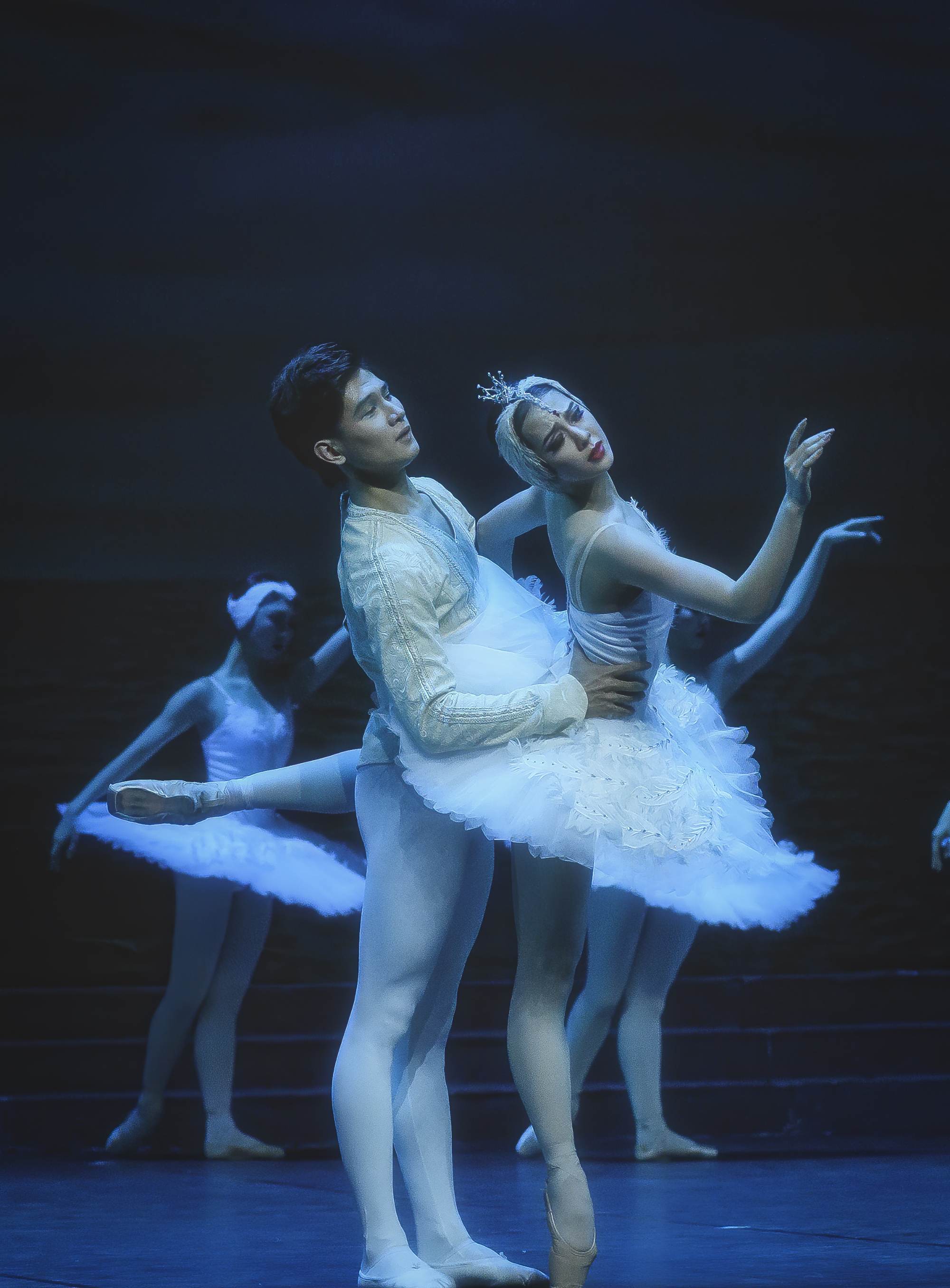 丹麦皇家芭蕾舞团女神做客天天向上是第几期_见证奇迹的时刻川普赢了_小男孩穿公主裙白裤袜
