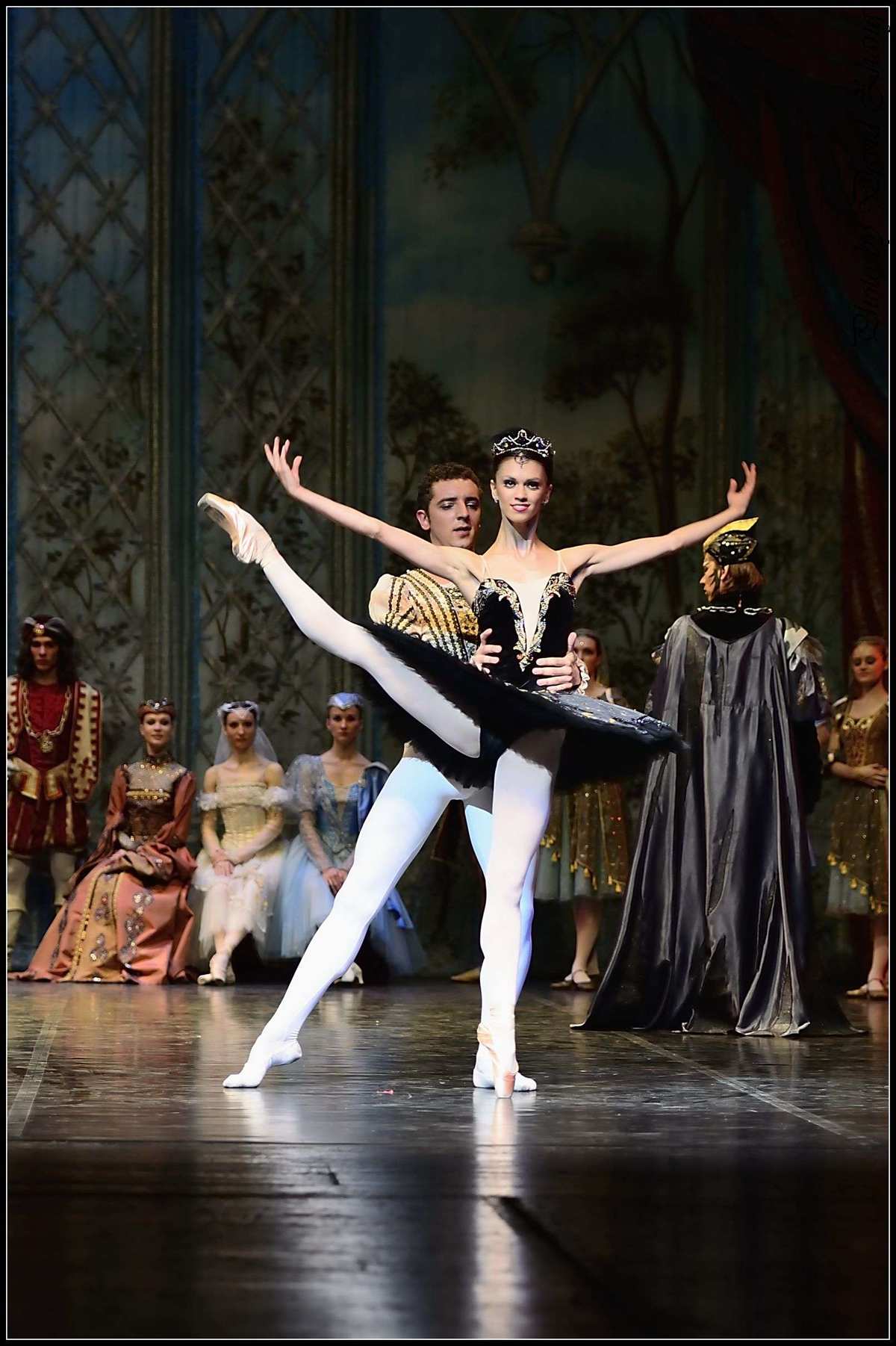 丹麦皇家芭蕾舞团女神做客天天向上是第几期_小男孩穿公主裙白裤袜_见证奇迹的时刻川普赢了