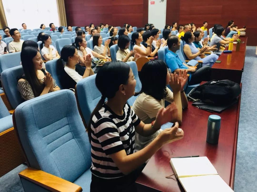 快手上热门的征兆_快手上热门是怎么回事_快手老不上热门