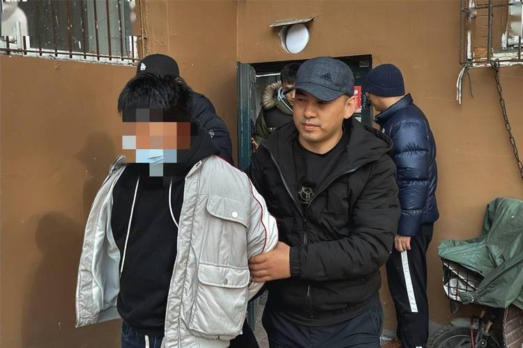  哈尔滨警方破获直播诈骗案 _快手24小时购买平台_快手直播诈骗案件 
