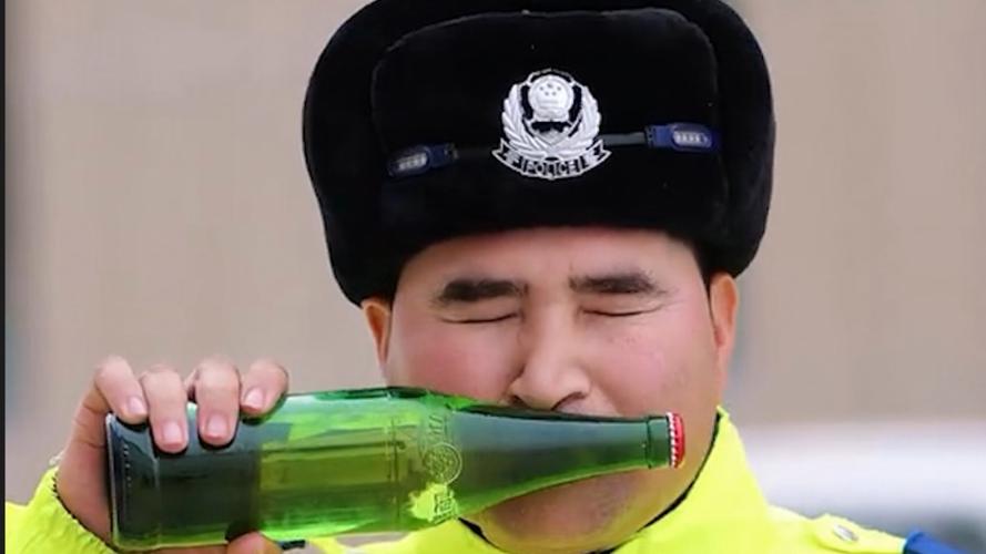馕警官反诈科普_短视频直播普法_买热度快手